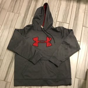 Under Armour sweatshirt